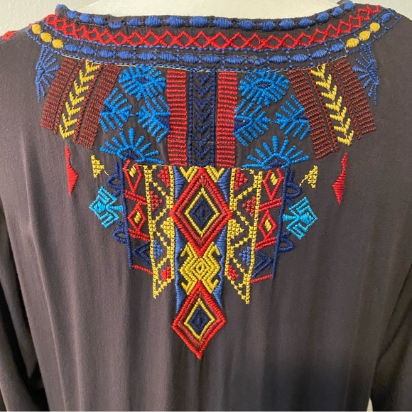 Johnny Was Gray V-Neck Embroidered Long Sleeve Blouse - Picture 4 of 13